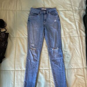Levi's Women's Light Blue Skinny Jeans
